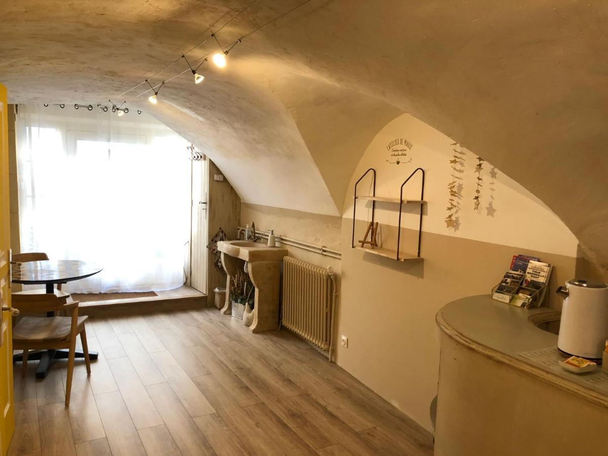 L'atelier De Marie Bed & Breakfast Eyguières